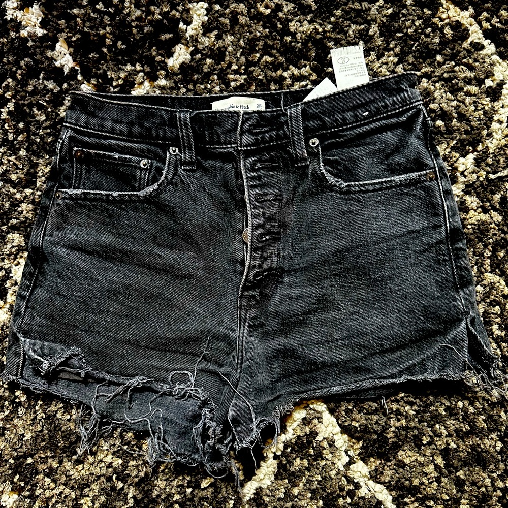 Abercrombie & Fitch High Rise Mom Short